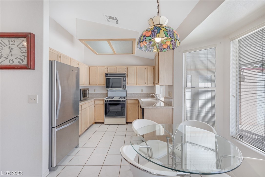 2612 Island Brook Drive