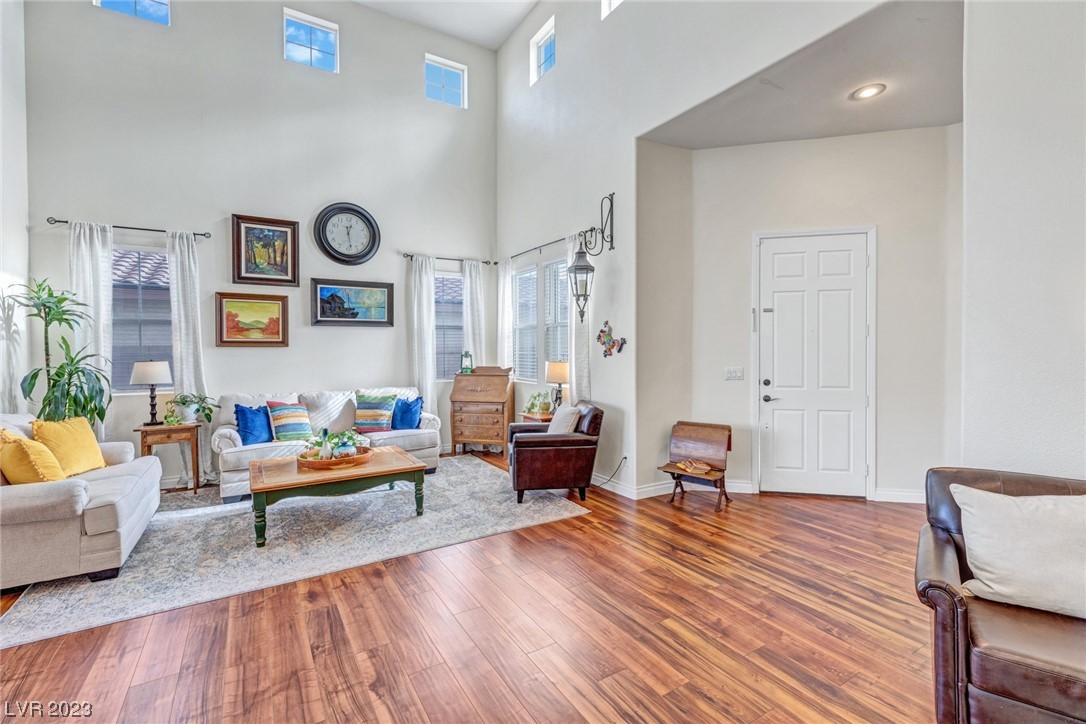 9408 Arcadia Woods Court