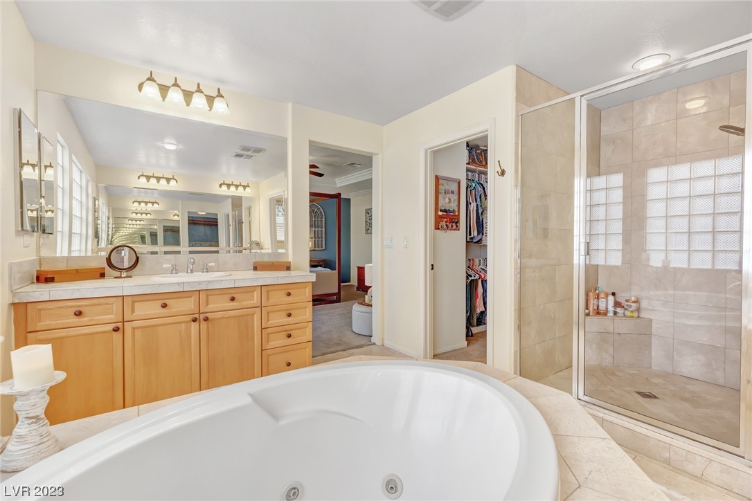 9408 Arcadia Woods Court