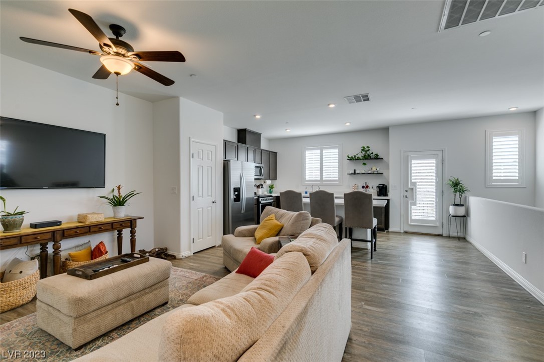 1271 Raritan Place