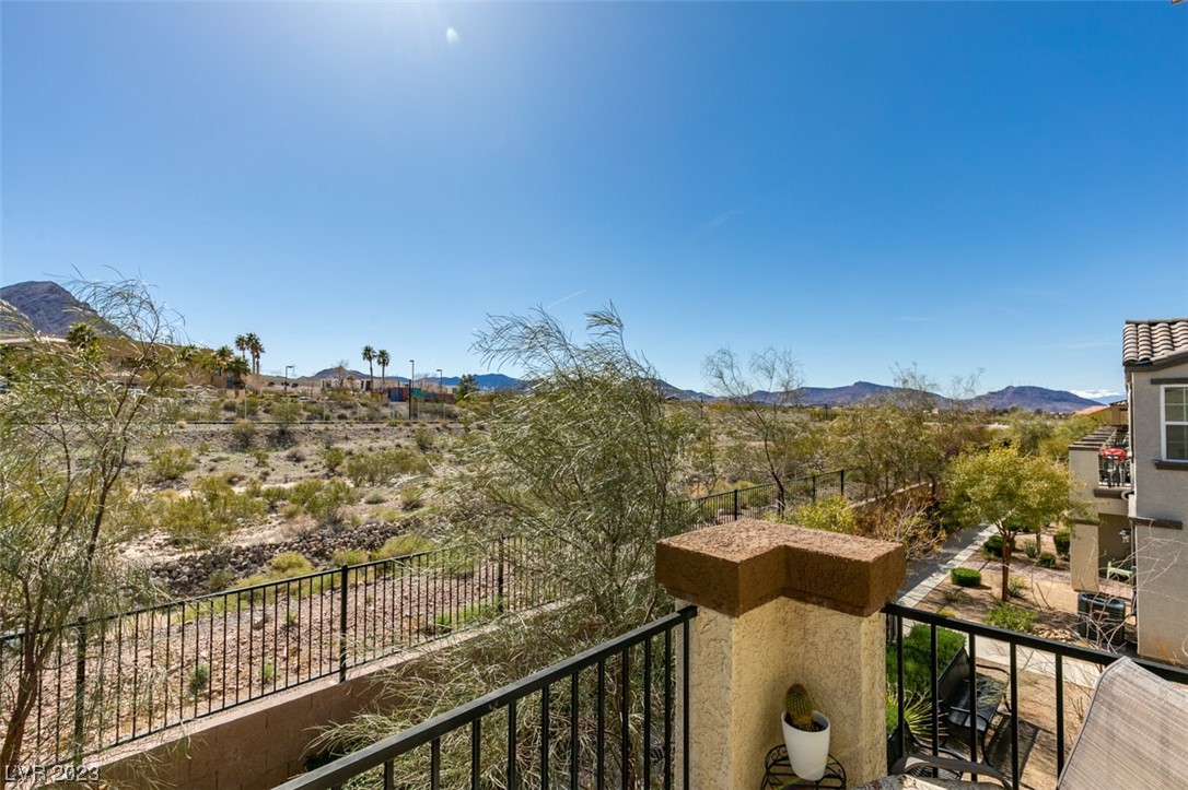 1271 Raritan Place