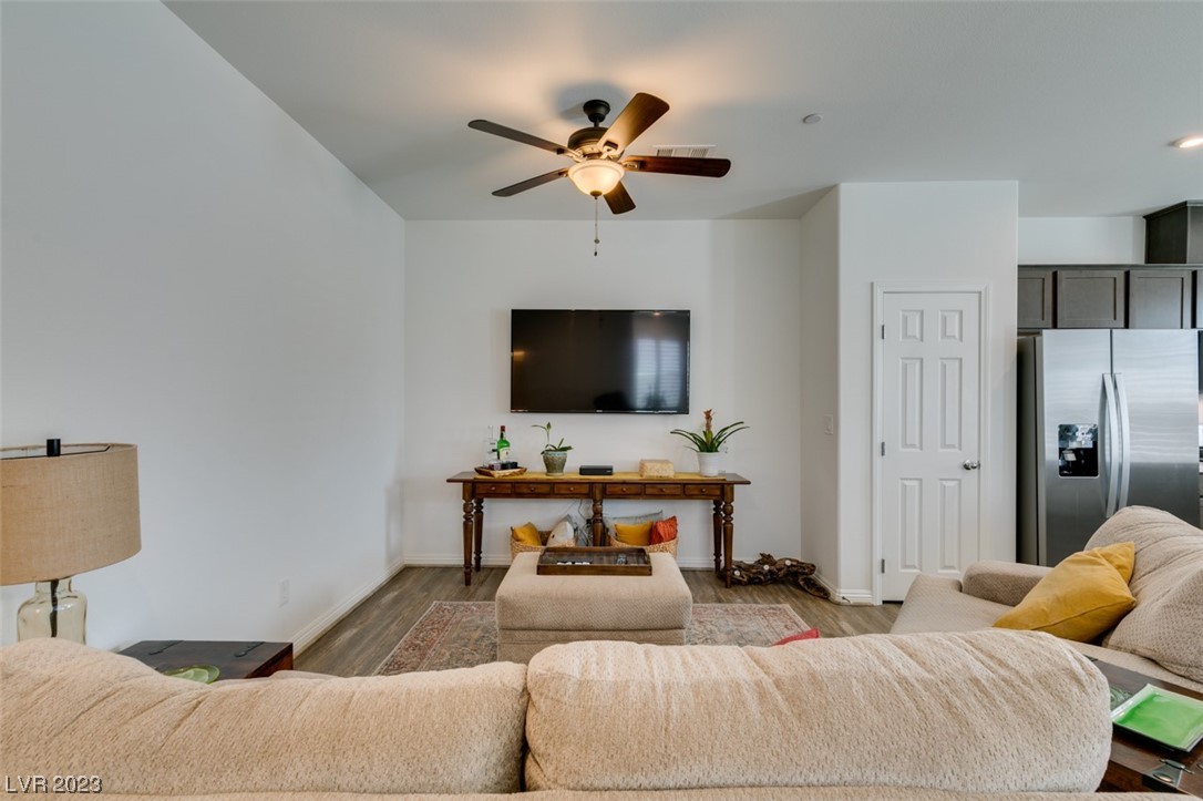 1271 Raritan Place
