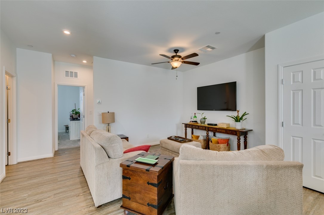 1271 Raritan Place