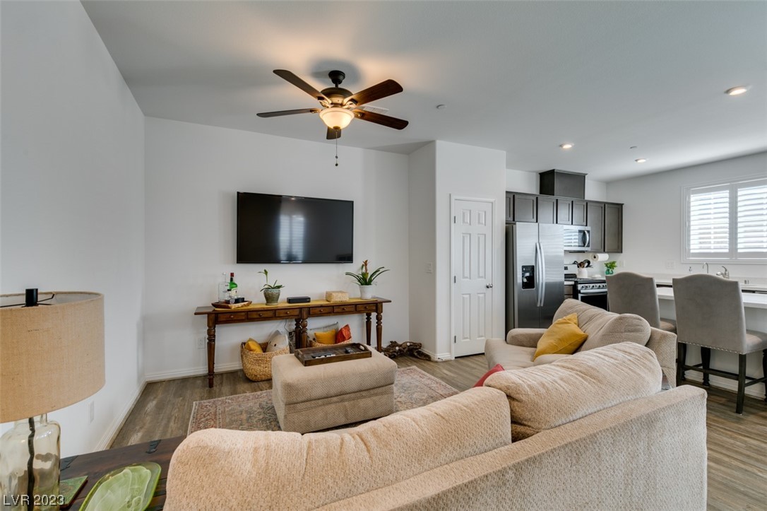 1271 Raritan Place