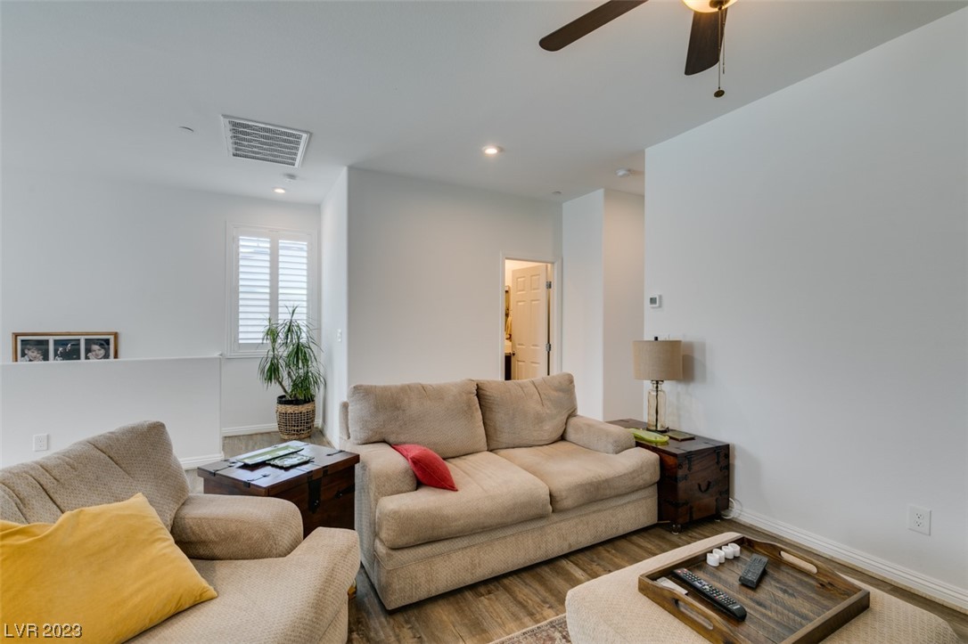 1271 Raritan Place