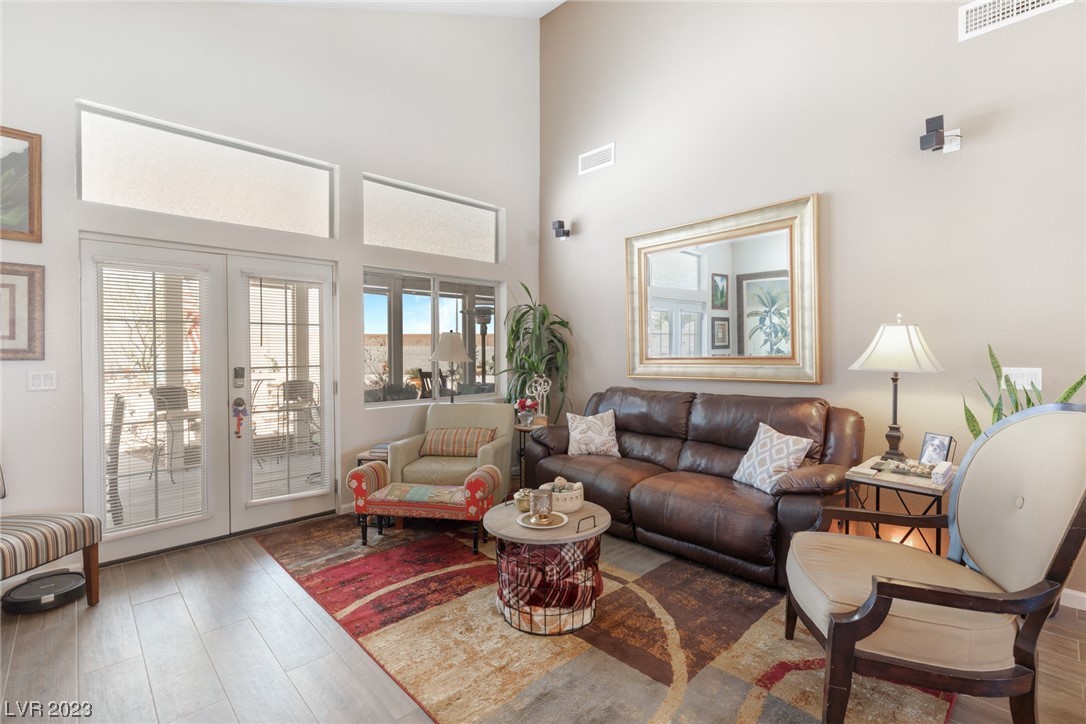27 Mesquite Village Circle