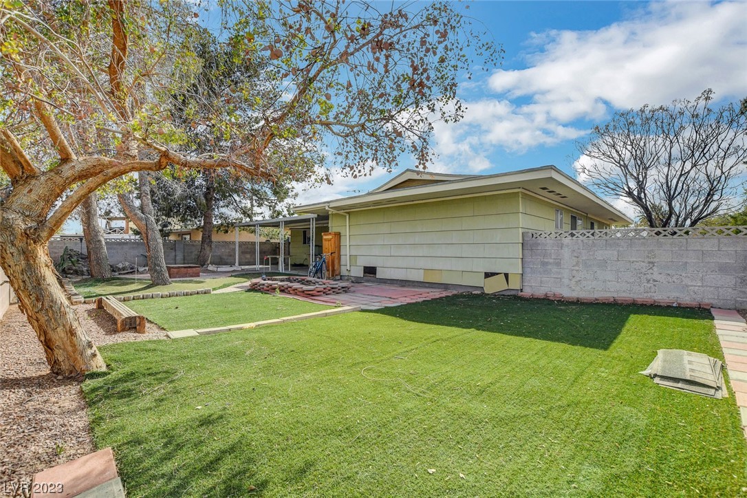 421 Redstone Street