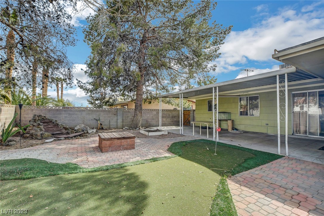 421 Redstone Street