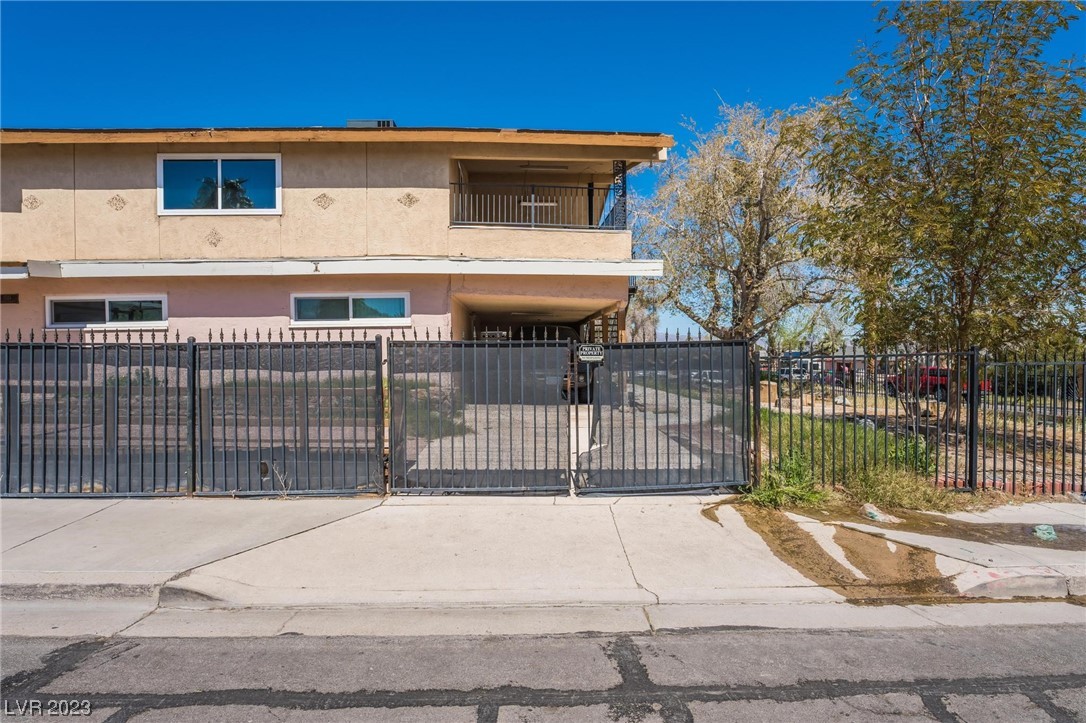 1525 Linden Avenue
