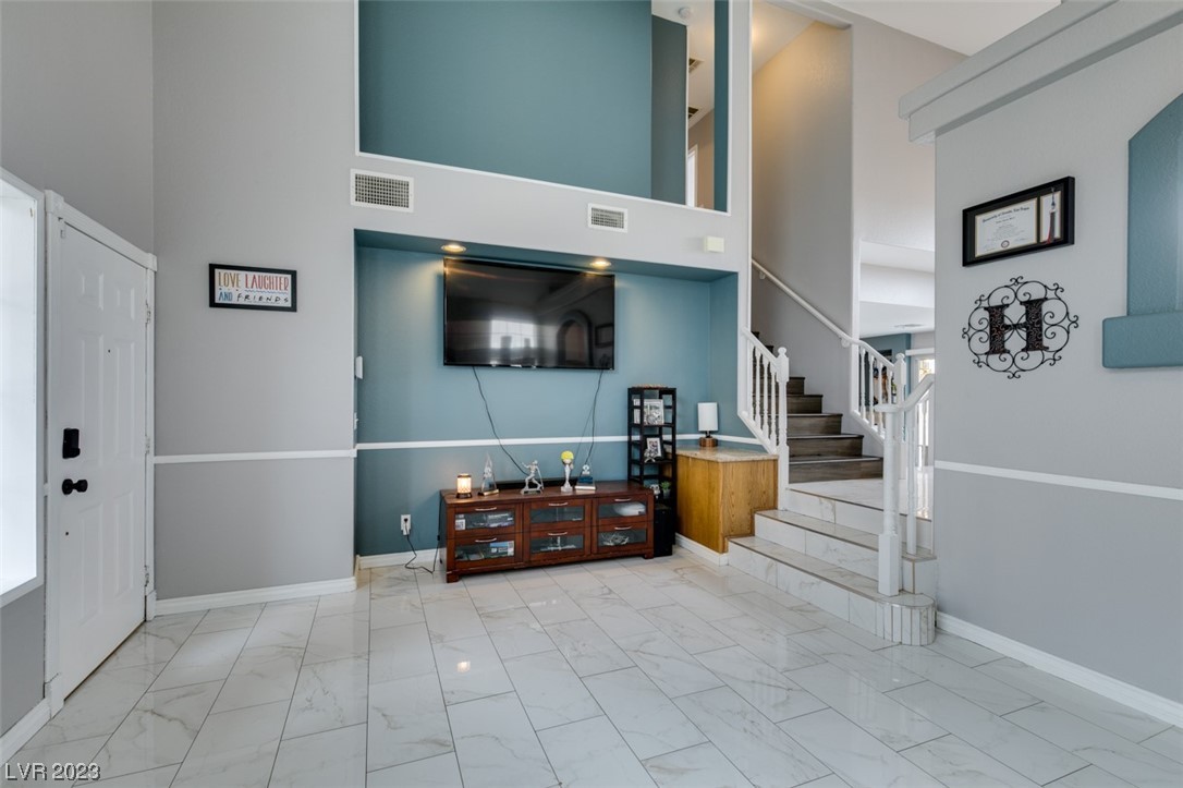 8892 Norco Drive