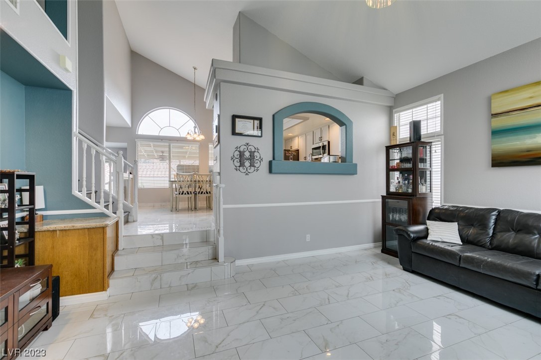 8892 Norco Drive