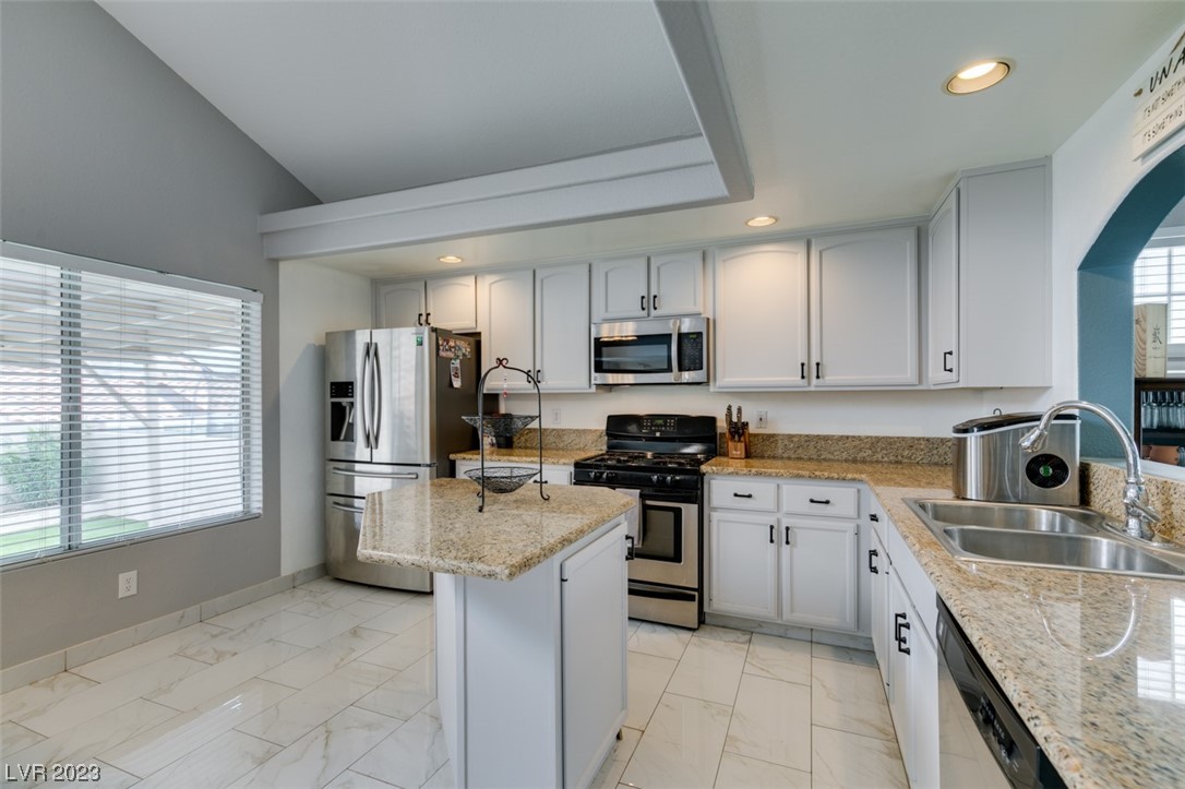 8892 Norco Drive