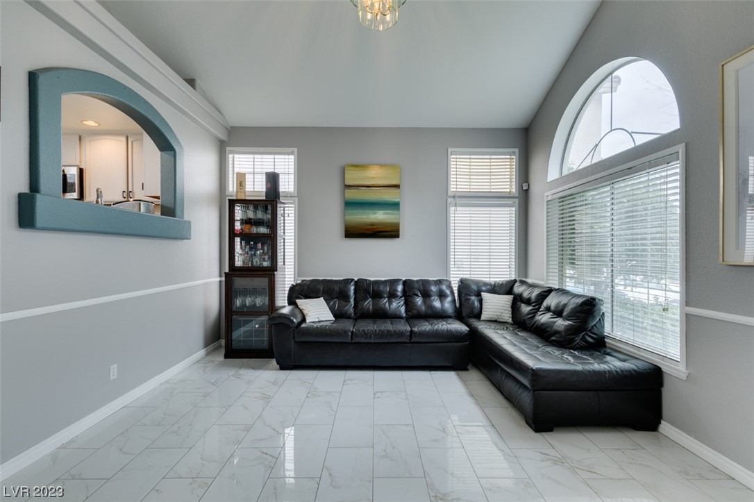 8892 Norco Drive
