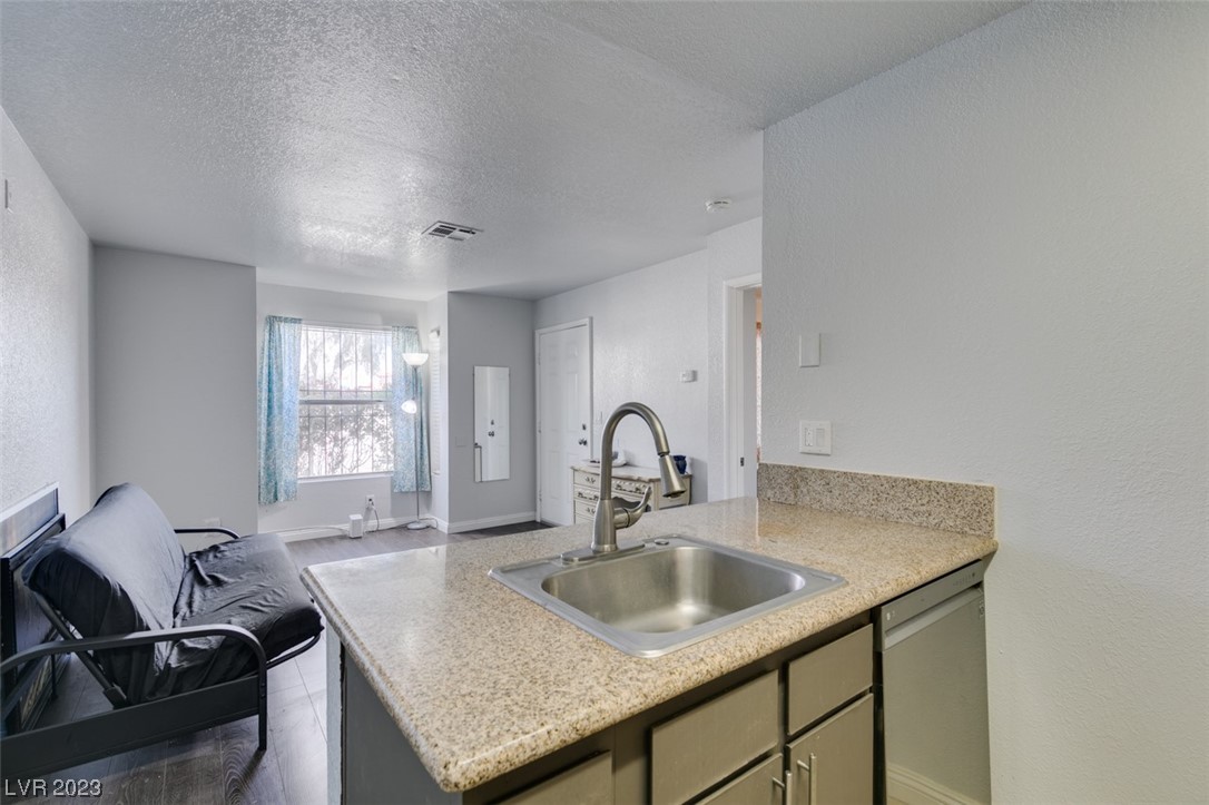 3602 Gaylord Drive Unit: 154