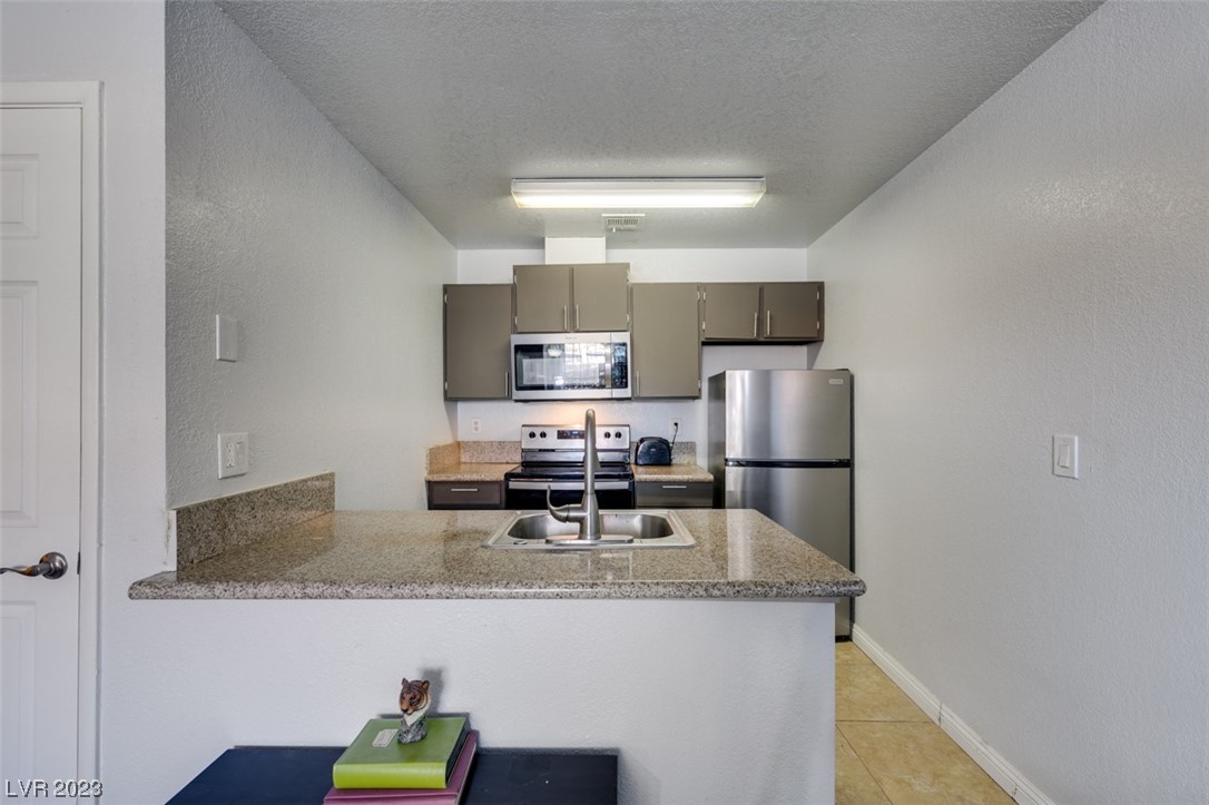 3602 Gaylord Drive Unit: 154