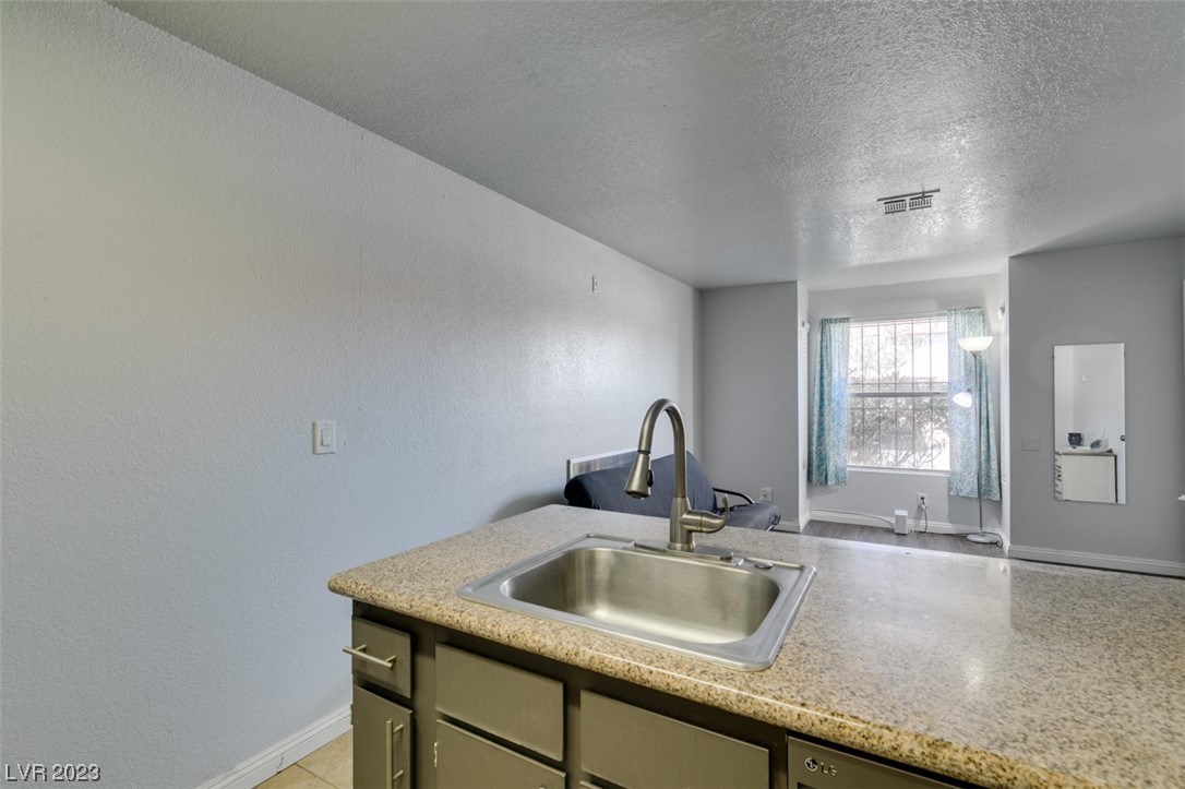 3602 Gaylord Drive Unit: 154