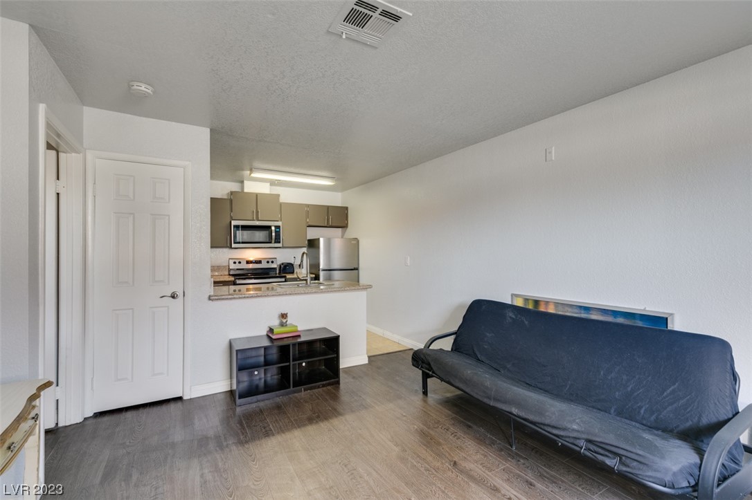 3602 Gaylord Drive Unit: 154