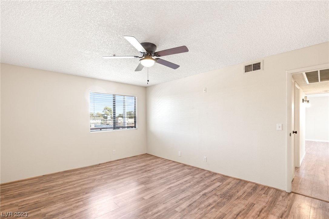1381 E University Avenue Unit: 207