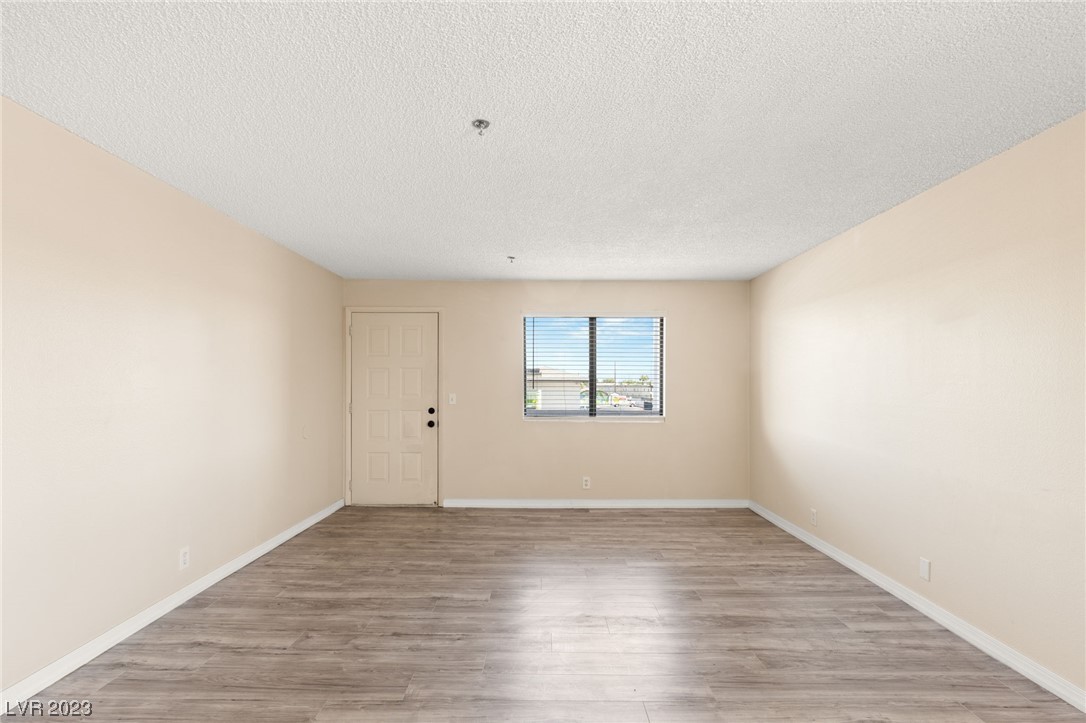 1381 E University Avenue Unit: 207