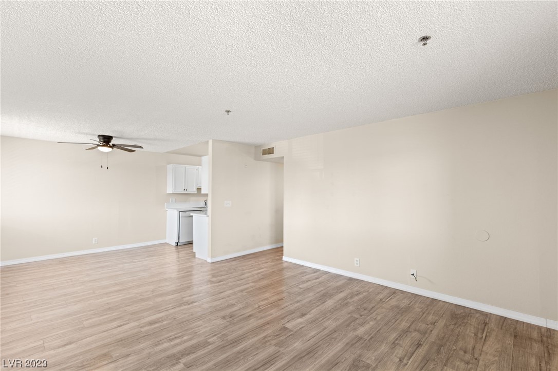 1381 E University Avenue Unit: 207
