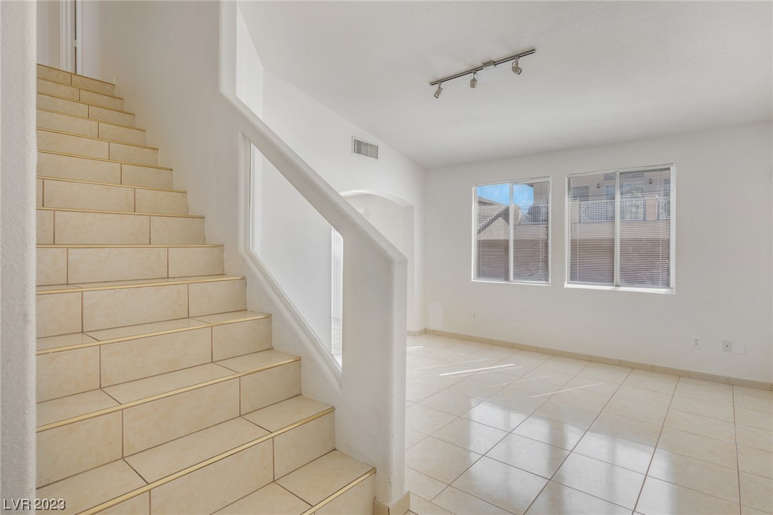 7288 Quarterhorse Lane