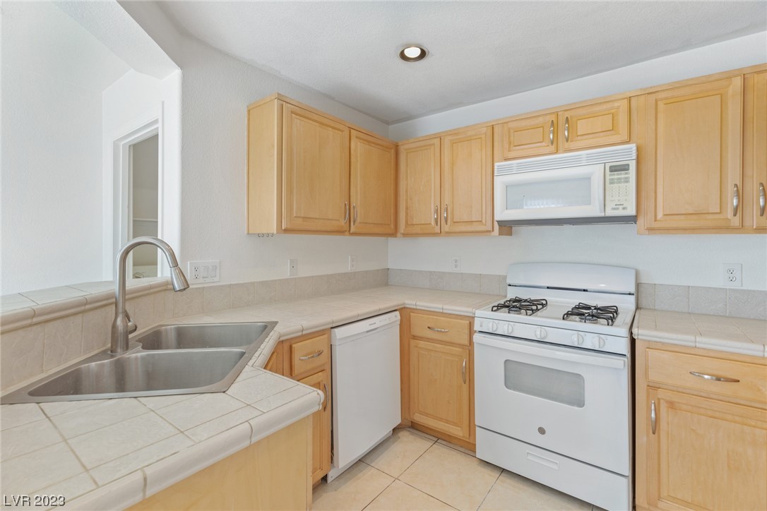 7288 Quarterhorse Lane
