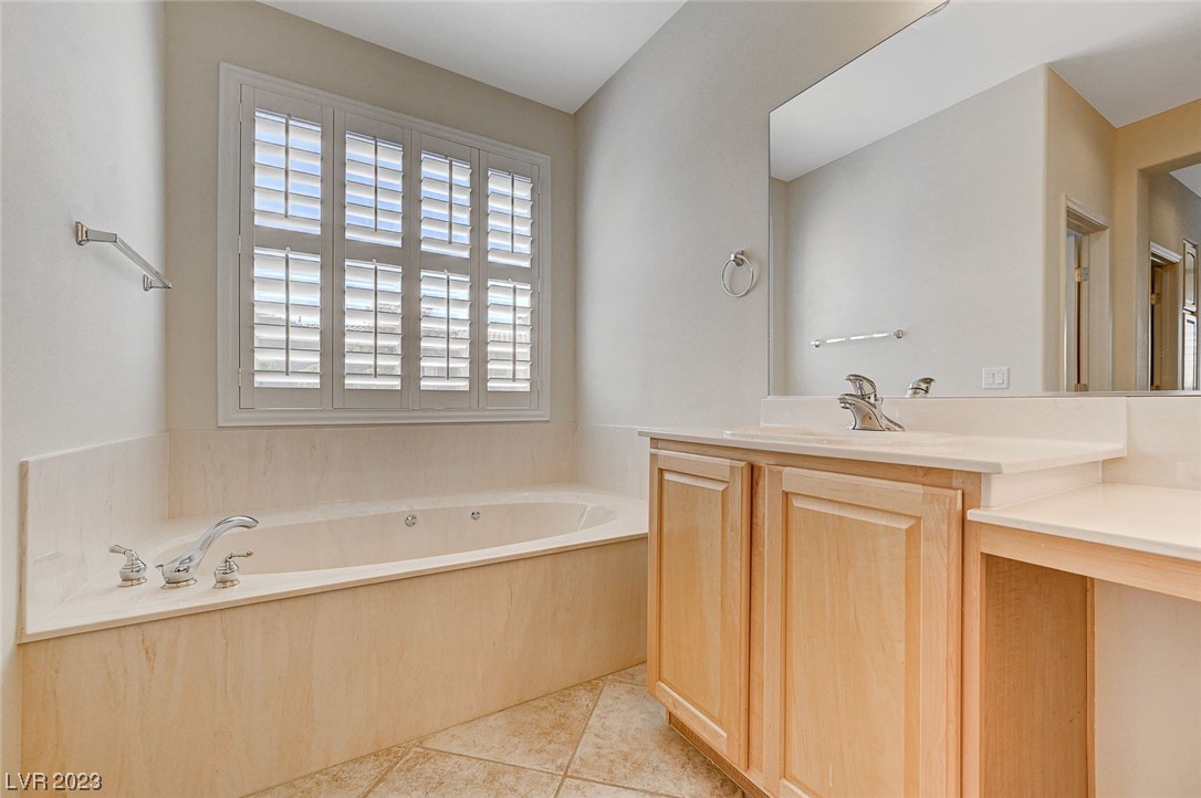 4154 Riva De Tierra Lane