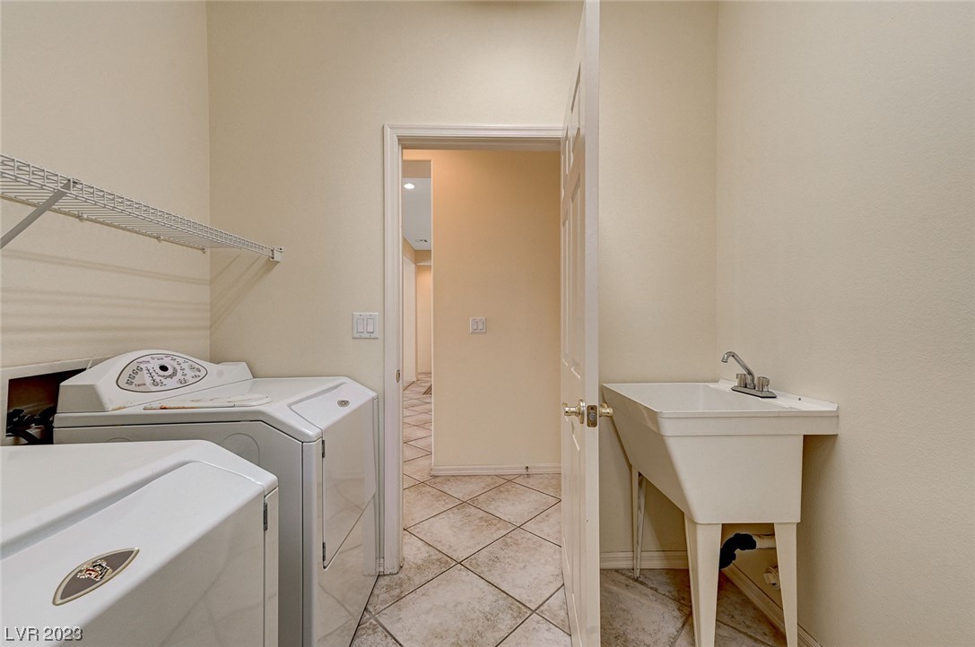 4154 Riva De Tierra Lane