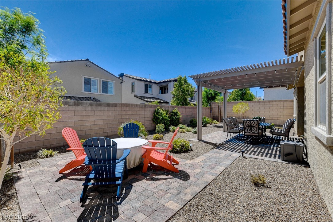 9947 Bighorn Bellows Avenue