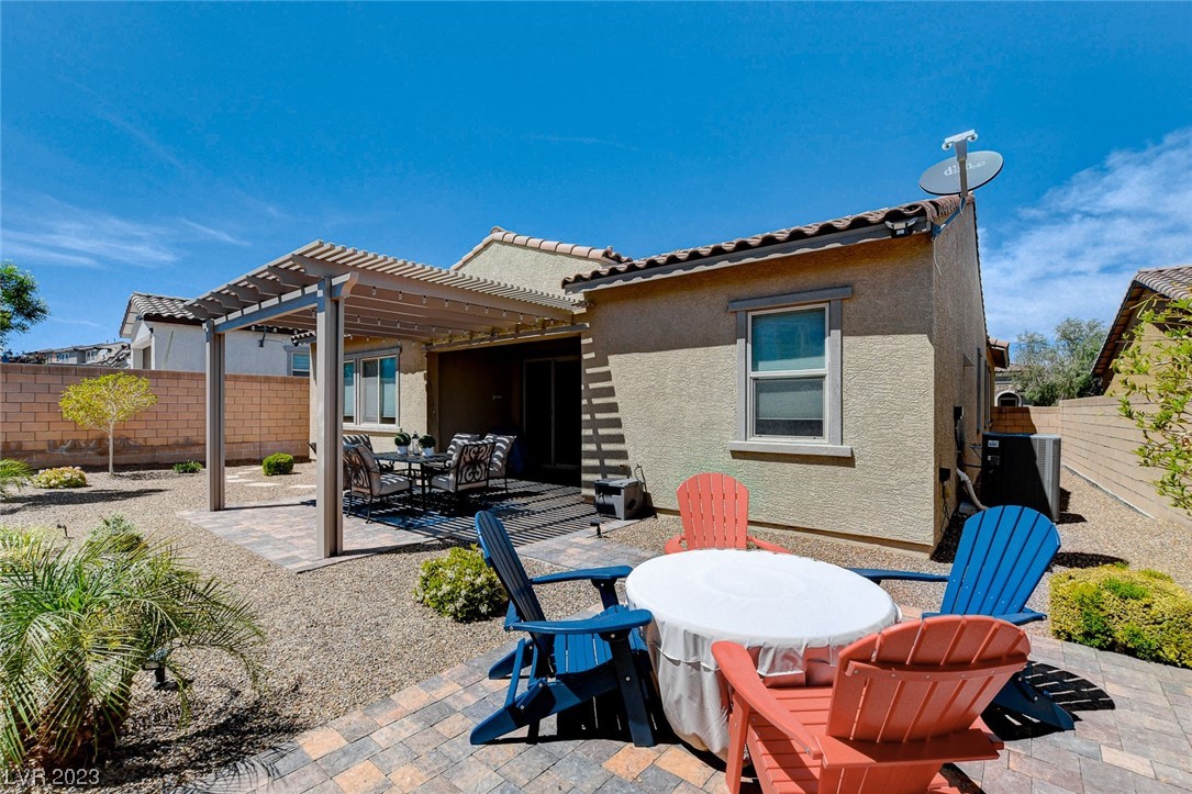 9947 Bighorn Bellows Avenue