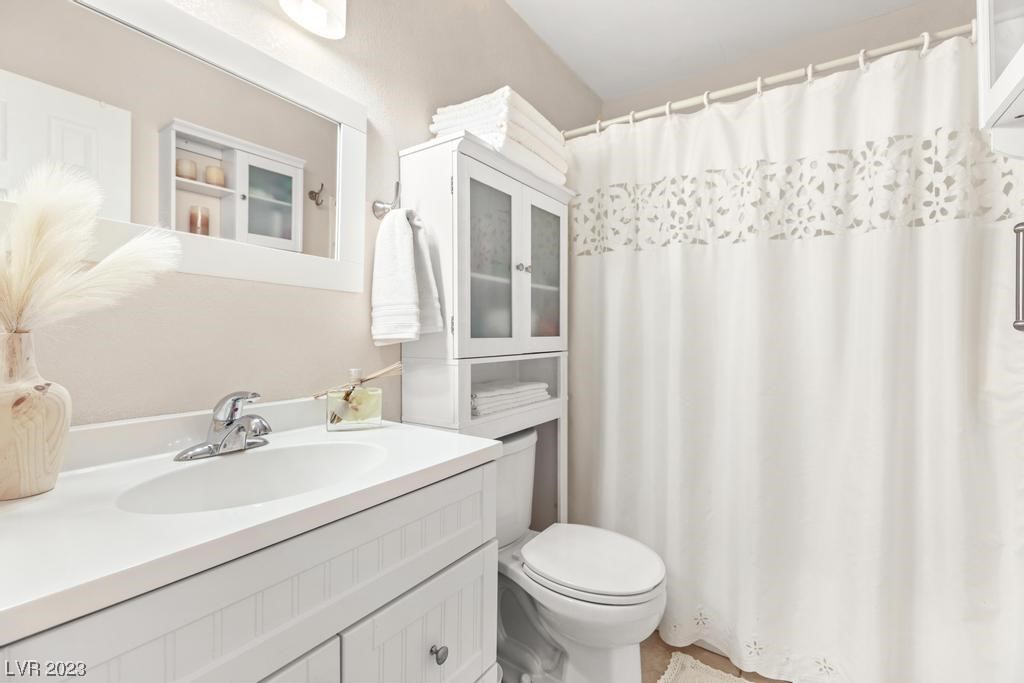 1109 Willow Tree Drive Unit: C