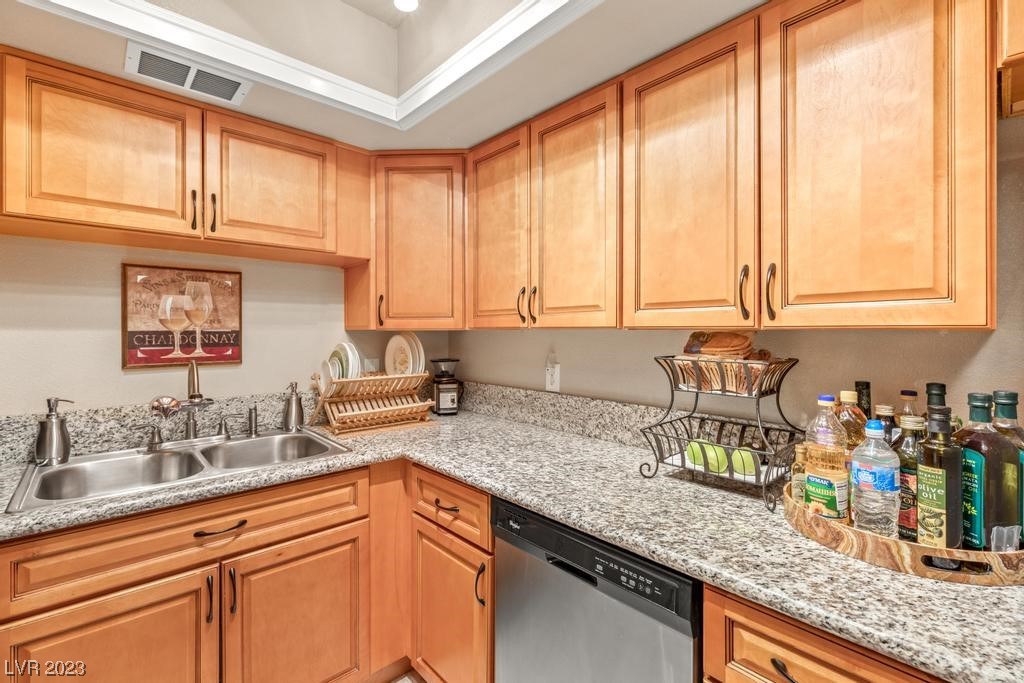 1109 Willow Tree Drive Unit: C