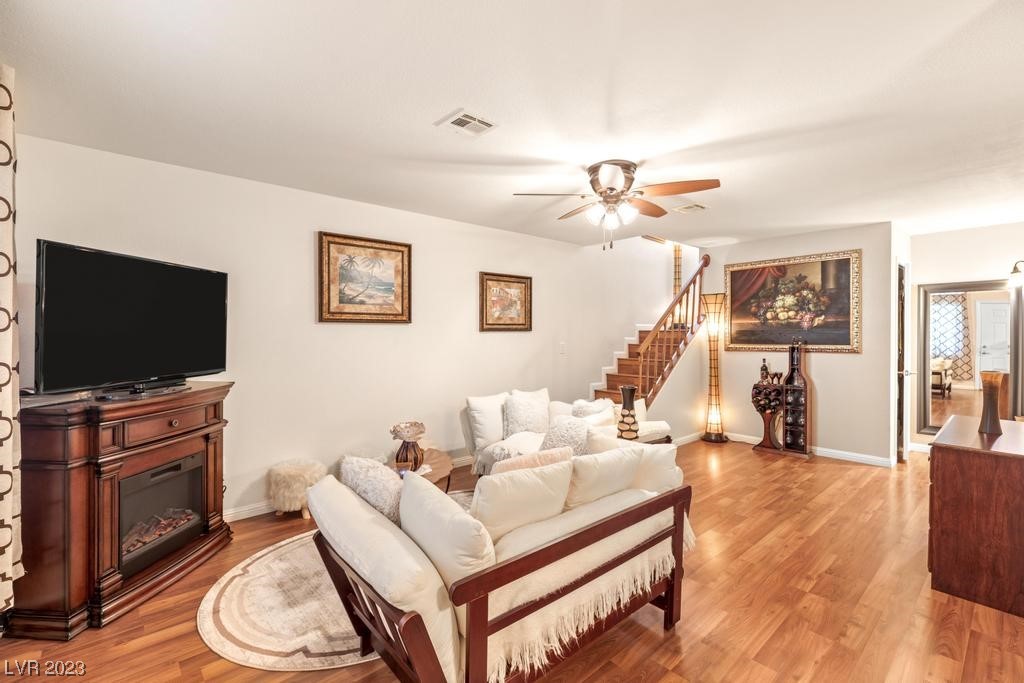 1109 Willow Tree Drive Unit: C