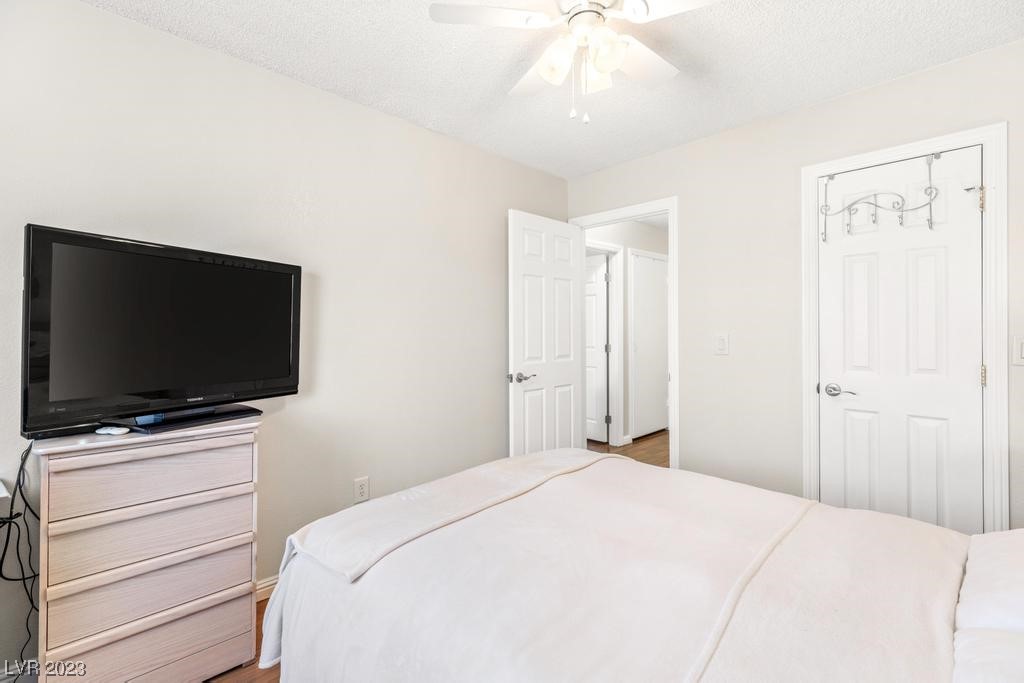 1109 Willow Tree Drive Unit: C