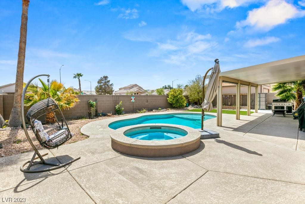 6113 Cove Cahill Court