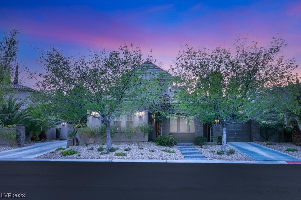 1401 Saintsbury Drive