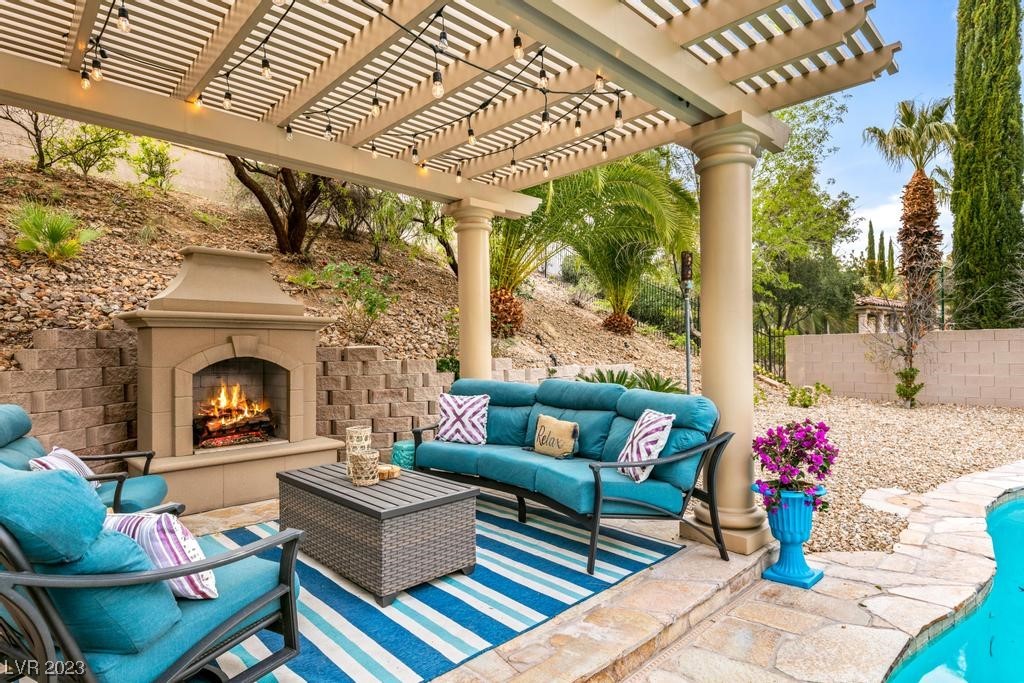 1401 Saintsbury Drive