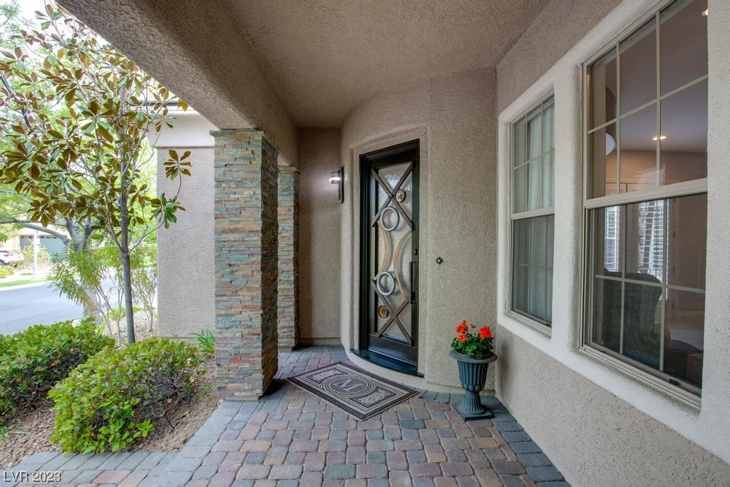 1401 Saintsbury Drive