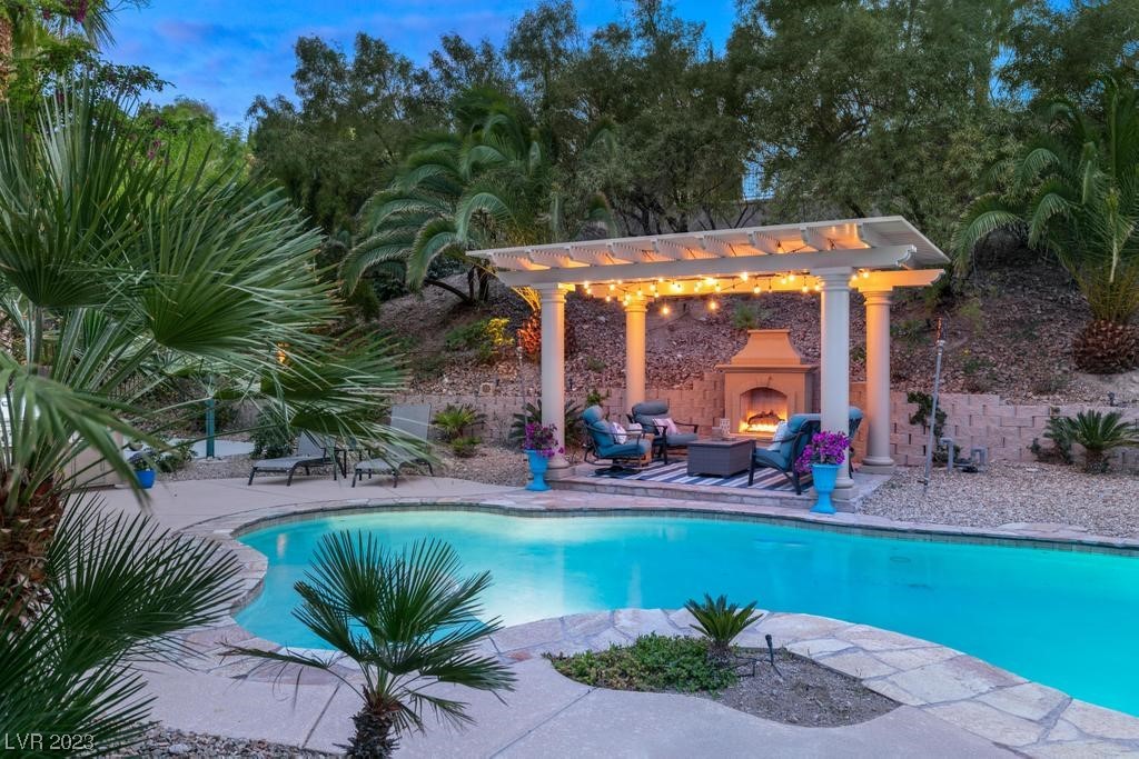 1401 Saintsbury Drive