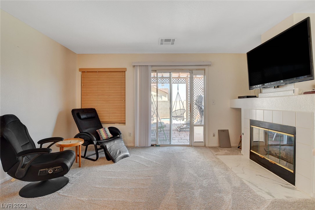 1300 Claim Jumper Drive