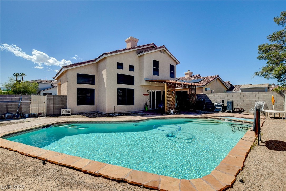 1300 Claim Jumper Drive