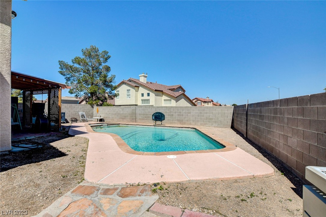 1300 Claim Jumper Drive