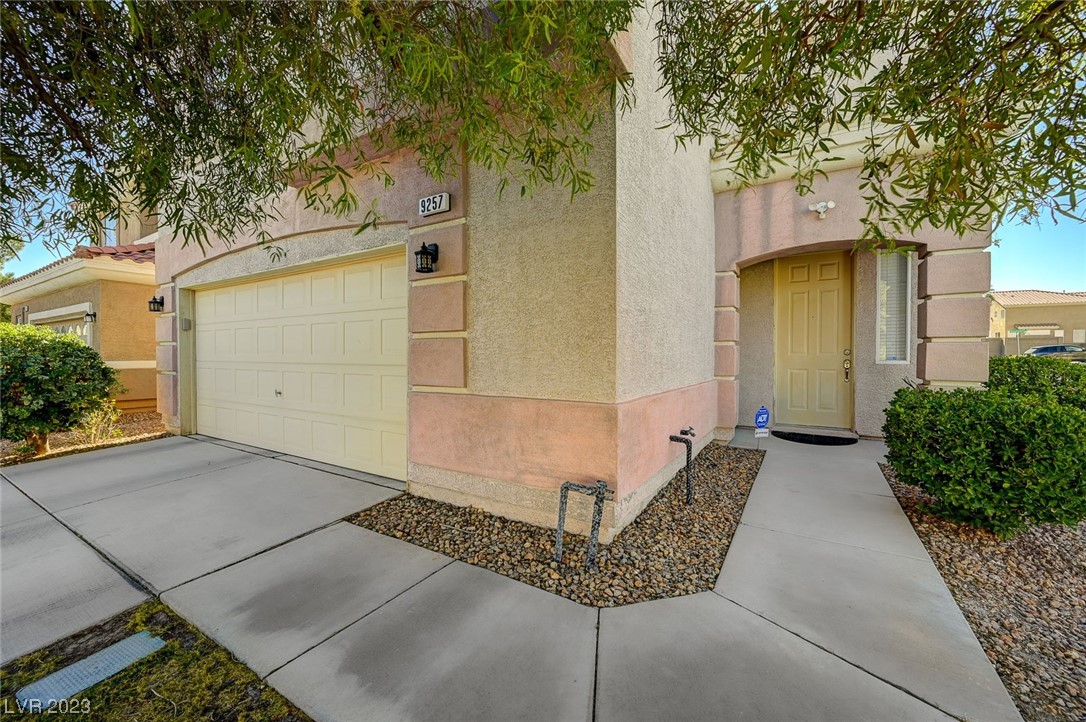 9257 Prairie Aster Place