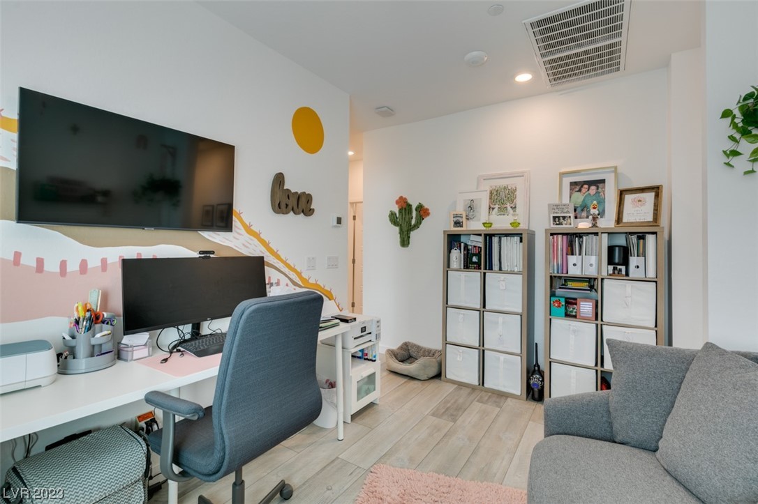 965 Nevada State Drive Unit: 42101