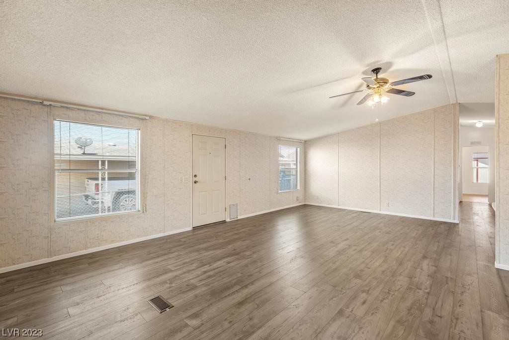 528 Amethyst Avenue
