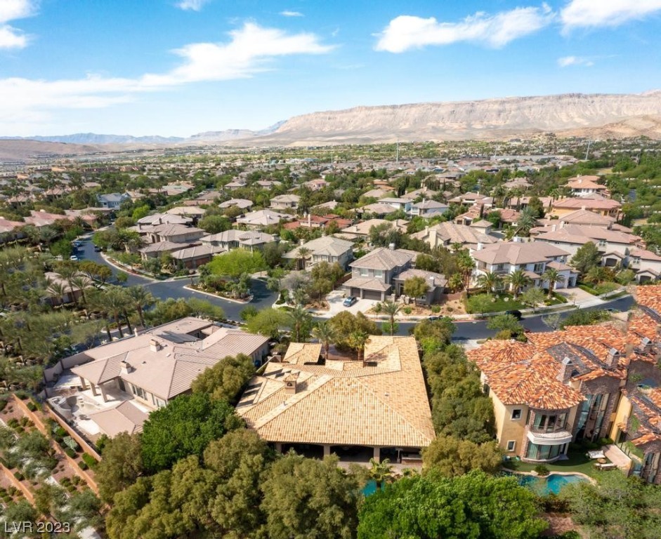 10838 Willow Heights Drive
