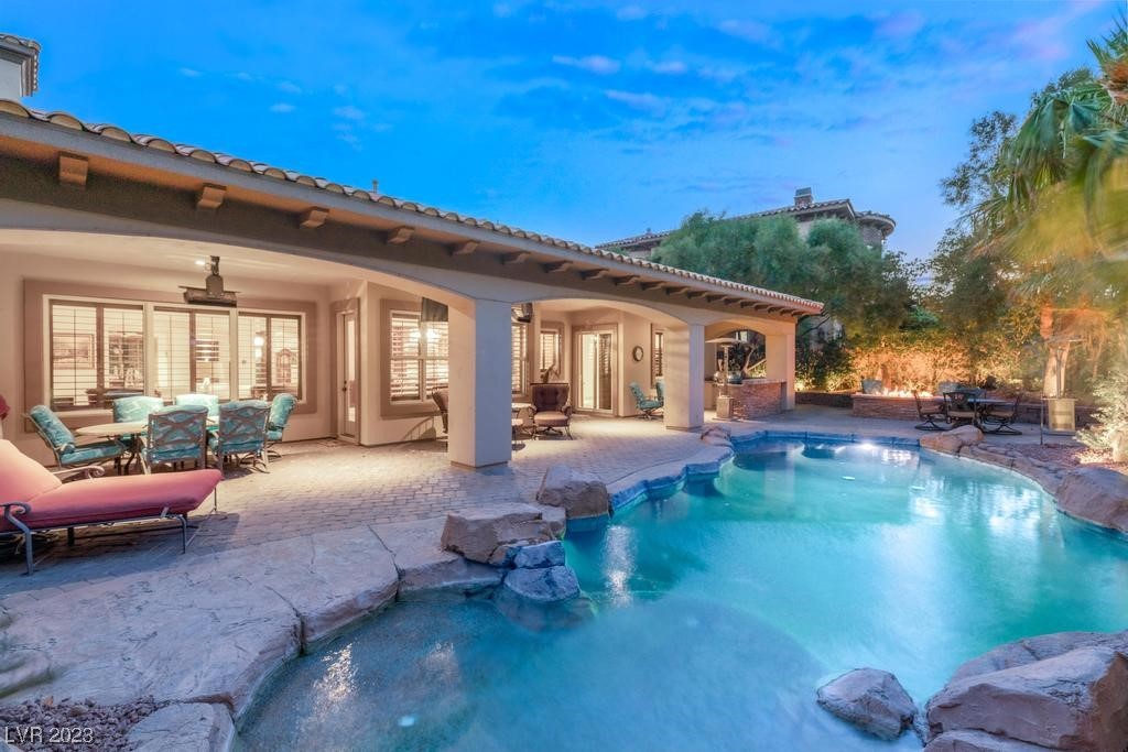 10838 Willow Heights Drive