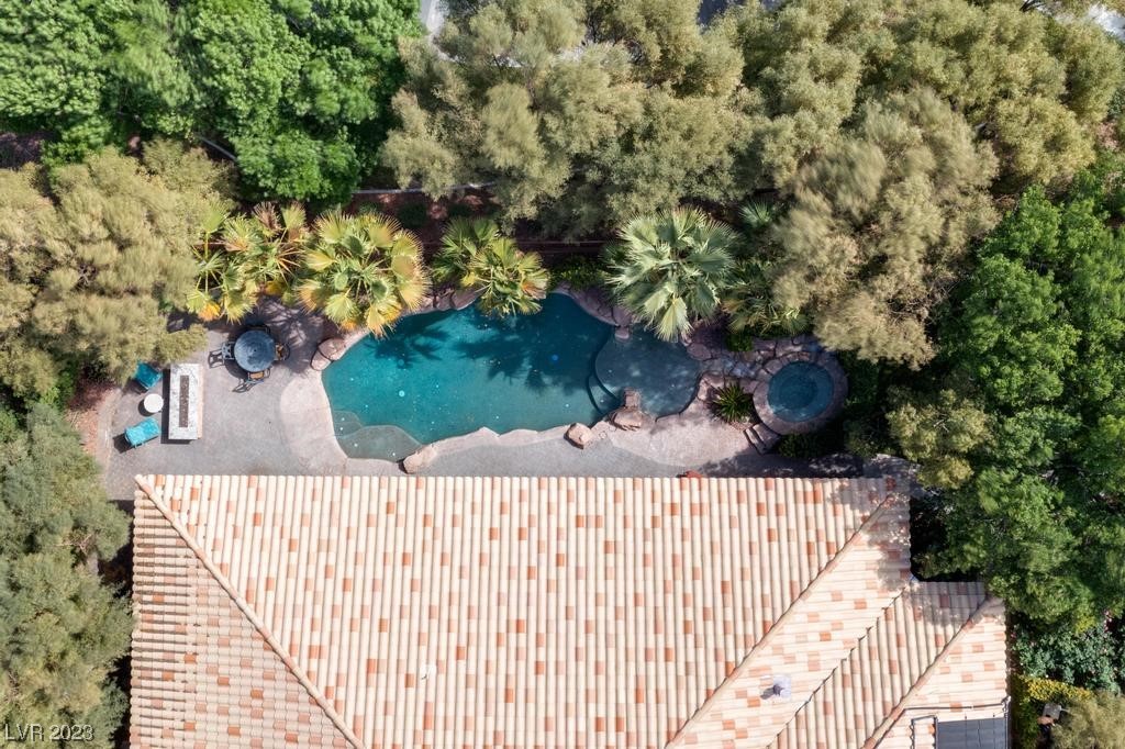 10838 Willow Heights Drive