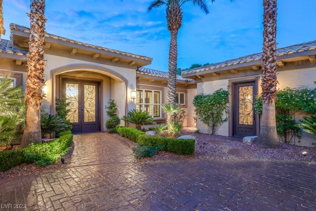 10838 Willow Heights Drive