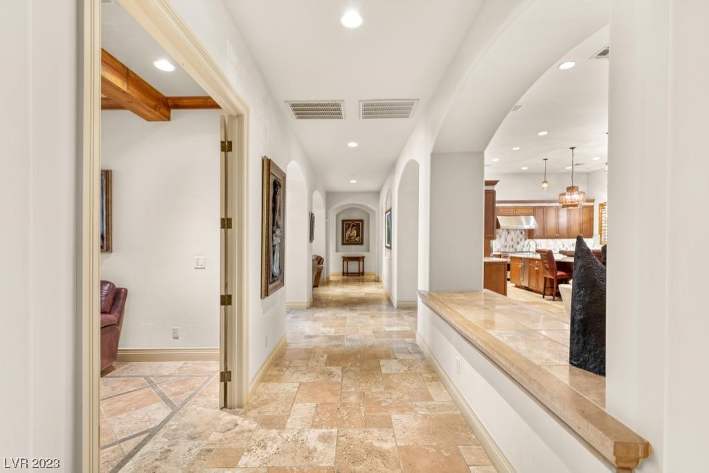 10838 Willow Heights Drive